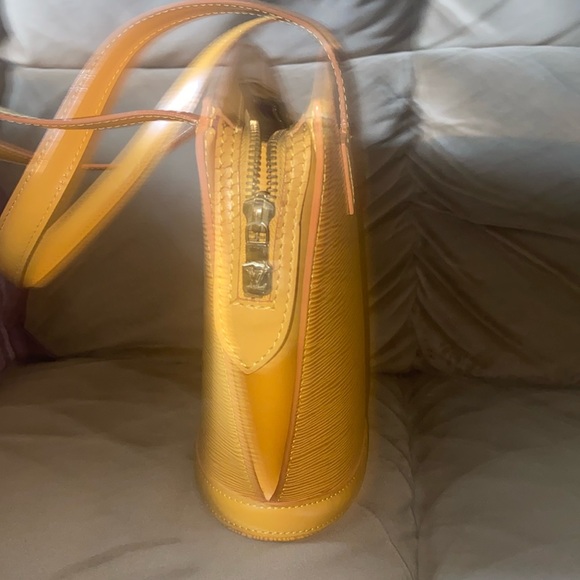 EPI LV WITH MATCHING WALLET - Picture 3 of 16